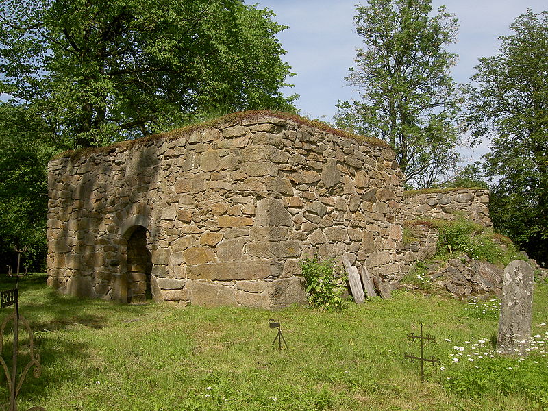 old Erikstad kyrka ruins